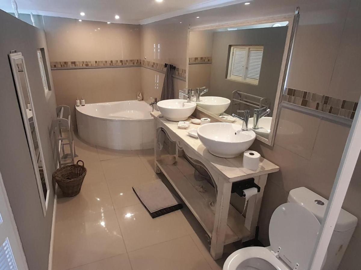 Azure House Hotel Knysna Bagian luar foto