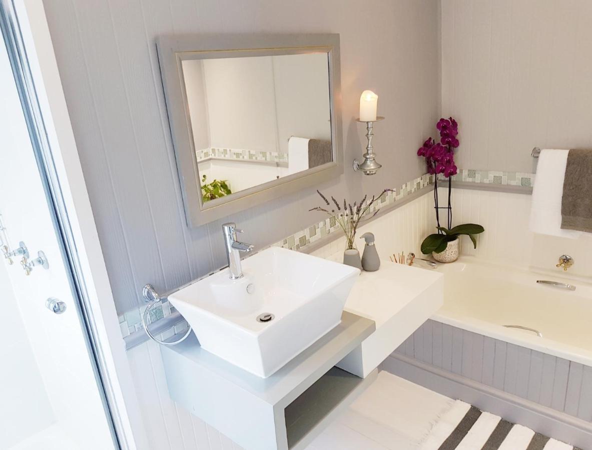 Azure House Hotel Knysna Bagian luar foto